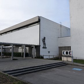 Dornbirn-Rohrbach, St. Christoph, Außenansicht, Betonglas 1964 Albert Birkle