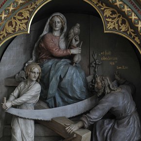 Dornbirn-Hatlerdorf, St. Leopold, Hl. Familie als Vorbild für die Arbeitenden - Maria, Josef und auch der kleine Jesus, alle arbeiten!