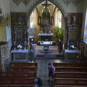 Laterns, St. Nikolaus, Blick auf Chor, neugotischer Bau, 1892 nah Plan von Johann Marggraff erweitert und renoviert