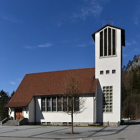 Lorüns, Hl. Johann Nepomuk​,  1820 erbaut, seit 1959 mit neuer Ausstattung