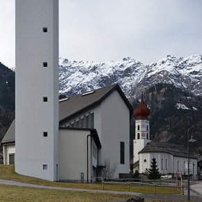 Vandans, Alte Kirche und Neue Kirche Johannes der Täufer,1960, Arch. Hans und Ingo Fessler